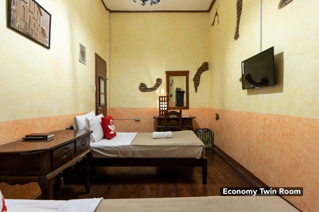 Zen Rooms Grandpa'S Inn Vigan Exterior foto