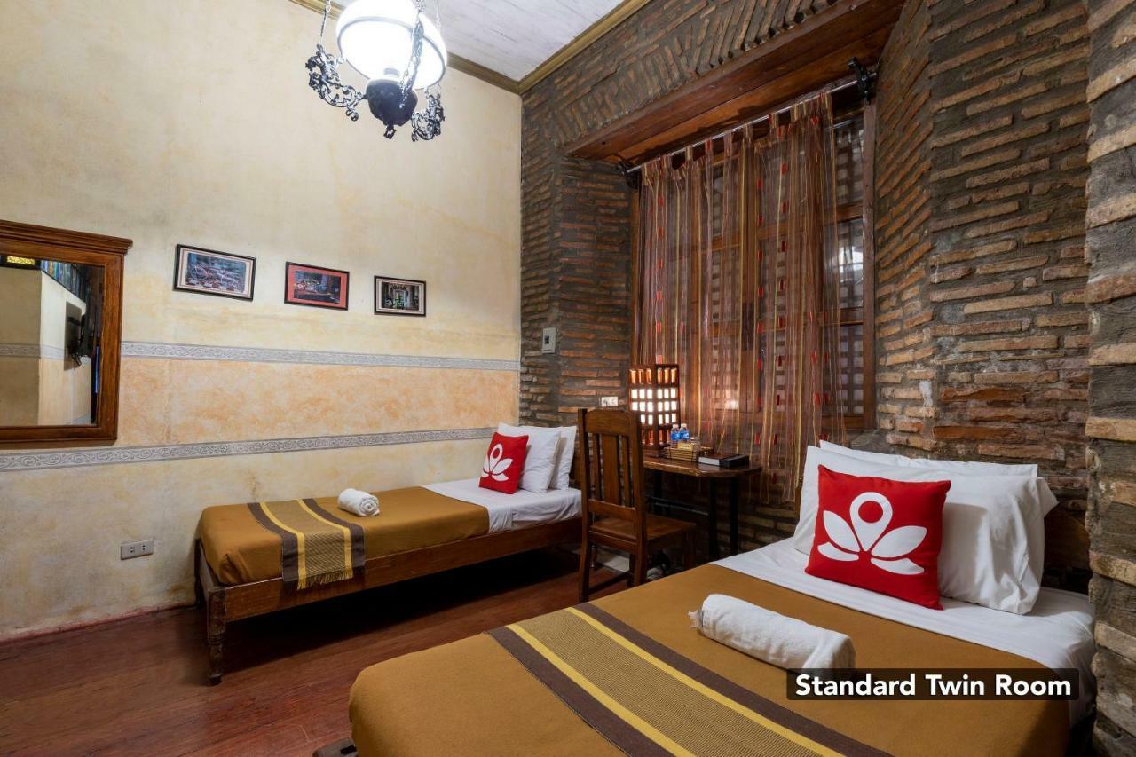 Zen Rooms Grandpa'S Inn Vigan Exterior foto